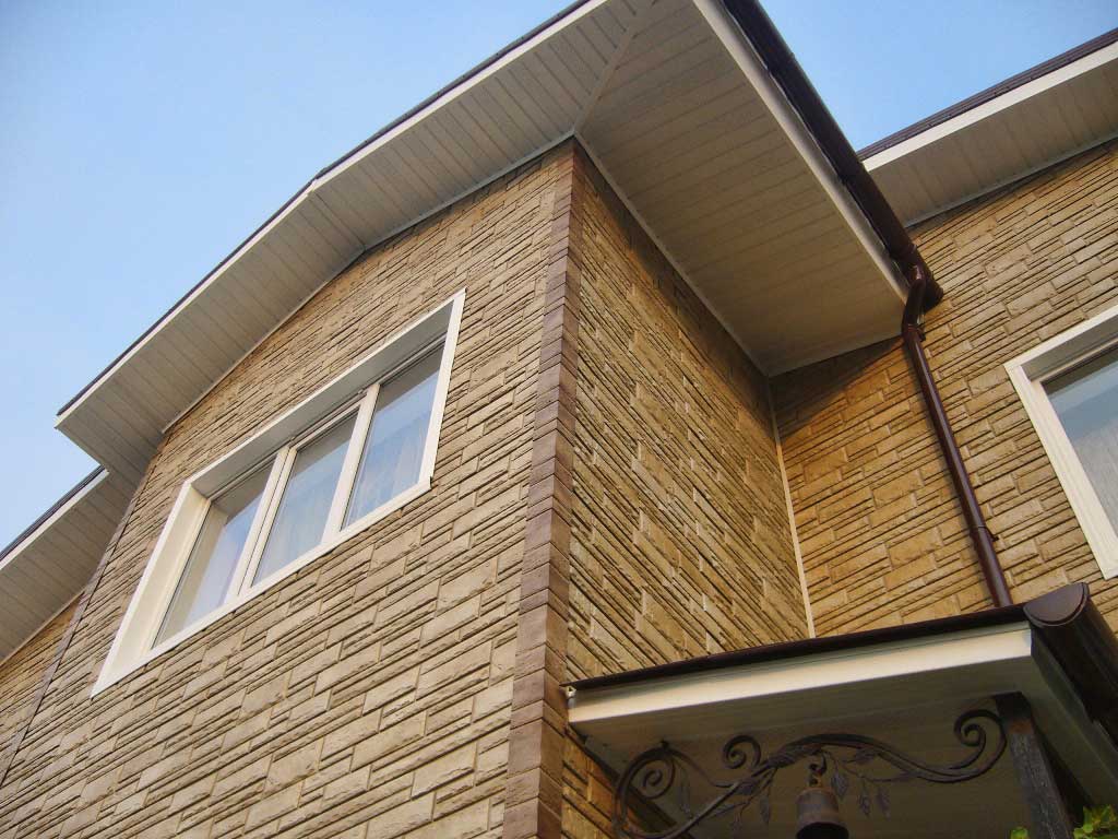 Фото: Цементные панели довольно новый тип отделки фасадов