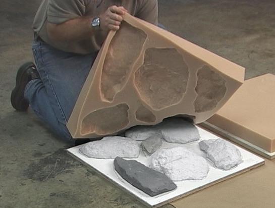 Фото: Силиконовая форма для изготовления каменных плит